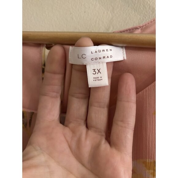 LC Lauren Conrad Ruffle Pink Floral Button Mini Dress Size 3X - Picture 4 of 12